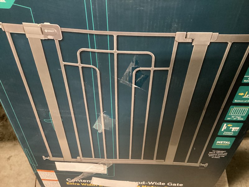 safety 1st contemporary tall-and-wide gate 