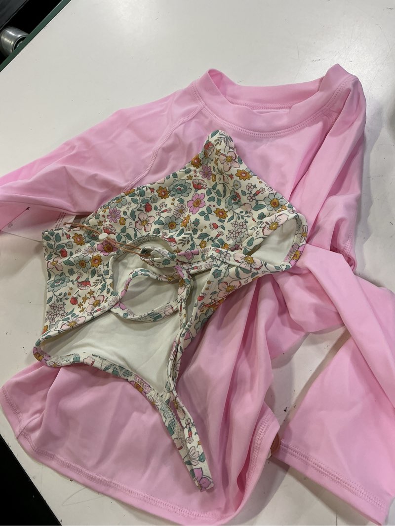 Condition photo showing Good Condition for (2 pcs)tankini and long sleeve raglan rash guard set, 5t, soft ditsy floral