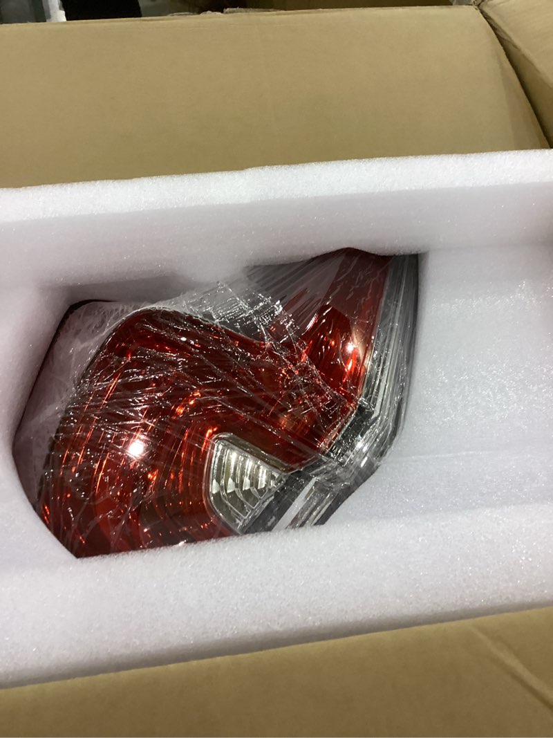 Condition photo showing Good Condition for LED Tail Light Compatible With Honda CRV 2017 2018 2019 Outer Left Driver Side Taillight Replace 33550TLAA01