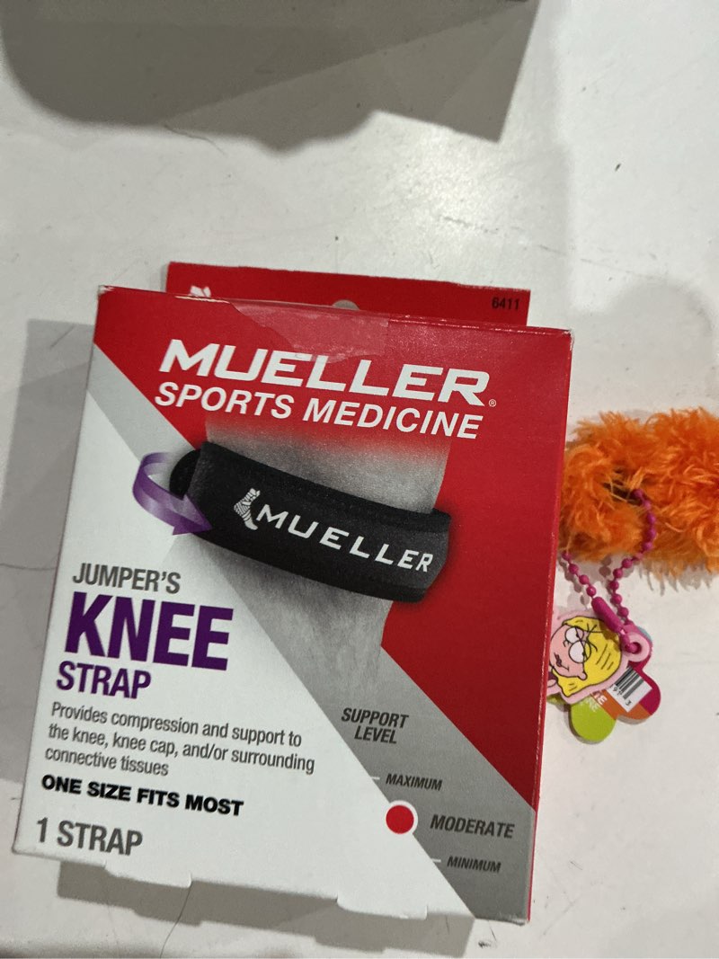 Condition photo showing Good Condition for mueller sport care jumper's knee strap one size [6411] 1 each (pack of 3)