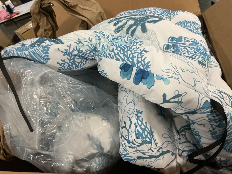 Condition photo showing Good Condition for Hoteam 6 Set Outdoor Patio Chair Cushions 20 x 42 in Deep Seat Waterproof Patio Cushions Set for Furniture Replacement Removable Seat and Back (Ocean) 6 Ocean