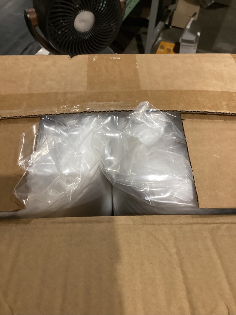 Condition photo showing Good Condition for viewstar Bed Pillows Queen Size Set of 2, Hotel Collection, Down Alternative Pillow for Back, Stomach or Side Sleepers, Soft