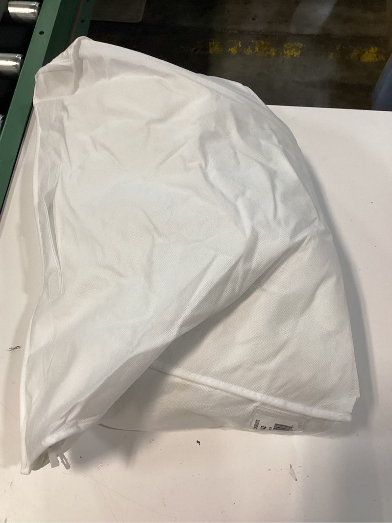 Condition photo showing New/Like New for luxe goose down pillow, standard, medium