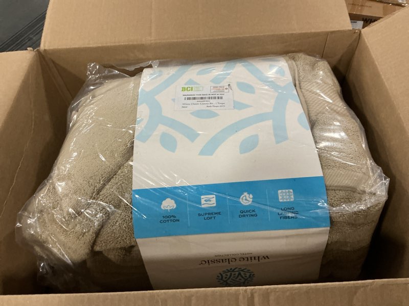 White Classic Luxury Bath Towels Set of 4 Large - 700 GSM Turkish Cotton Ultra Soft Bath Towels 27x54 | Highly Absorbent and Quick Dry | Hotel Towels for Bathroom Luxury, Plush Shower Towels, beige 