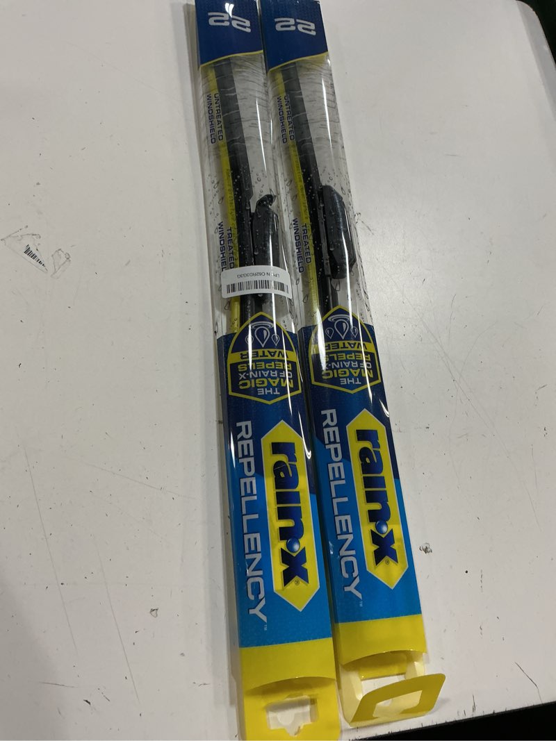 Condition photo showing Good Condition for rain-x 810363 repellency water repellent wiper blades, 22" windshield wipers (pack of 2) new & improved version of latitude [amazon exclusive] 22" and 22" repellency