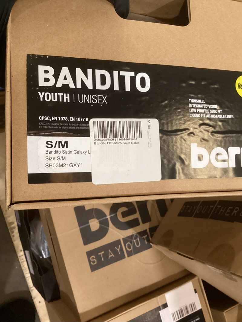 Condition photo showing New/Like New for Helmet