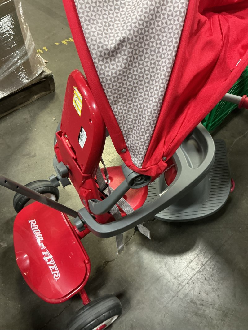 Radio Flyer EZ Fold 4-in-1 Stroll FeetN Trike Infant Toddler Stroller Tricycle Red