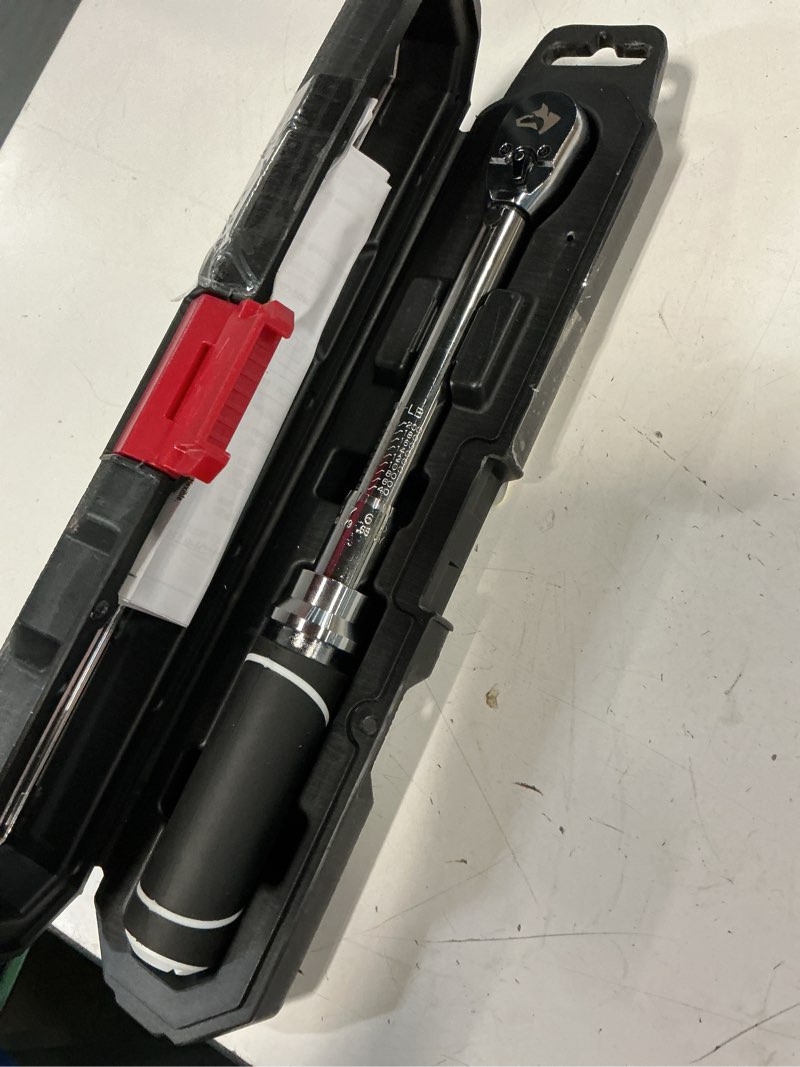 Condition photo showing Good Condition for husky 40 in./lbs. to 200 in./lbs. 1/4 in. drive torque wrench