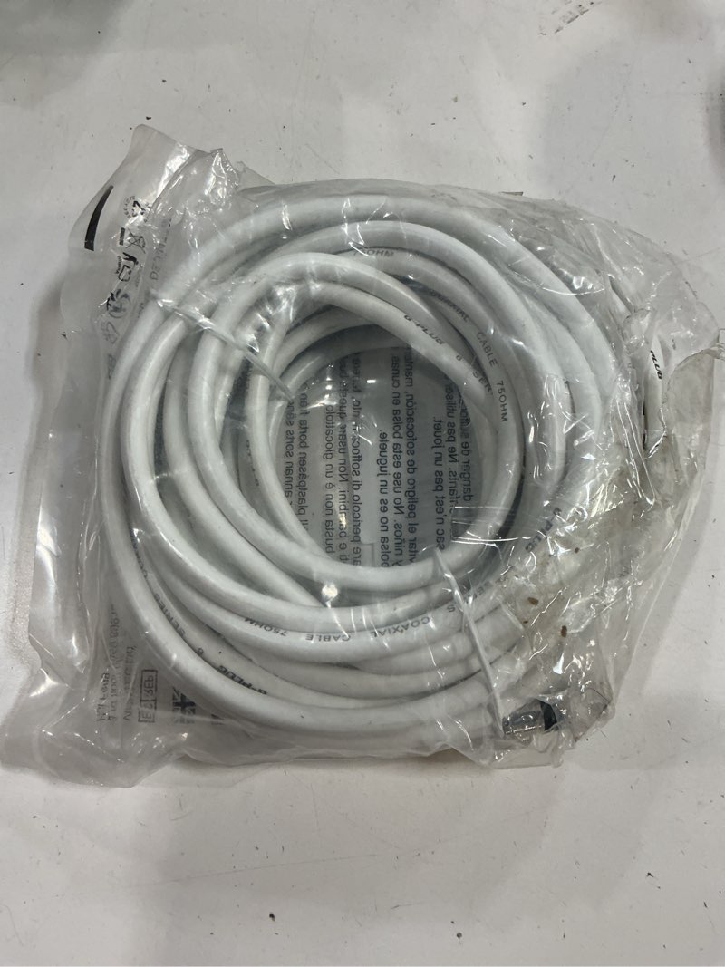 Condition photo showing New/Like New for g-plug 30ft rg6 coaxial cable connectors set- high-speed internet, broadband and digital tv aerial, satellite sky cable extension - weather-sealed double rubber o-ring and compression connectors white 30ft white