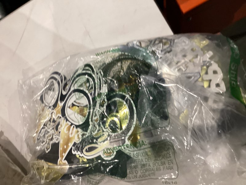 New years party supplies