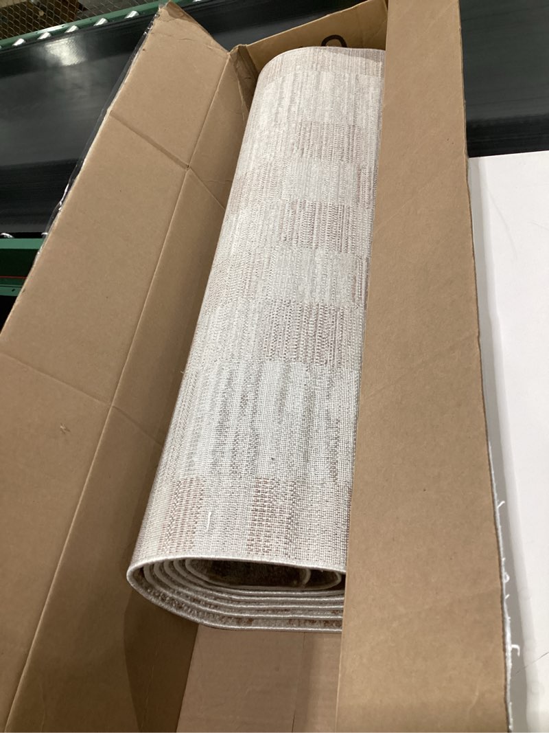 Condition photo showing As Is for Loloi Amber Lewis Cali Collection CIL-06 Brick/Natural 2'-7" x 10'-0", .25" Pile Height, Runner Rug Brick / Natural 2'7" x 10' (Rectangular)