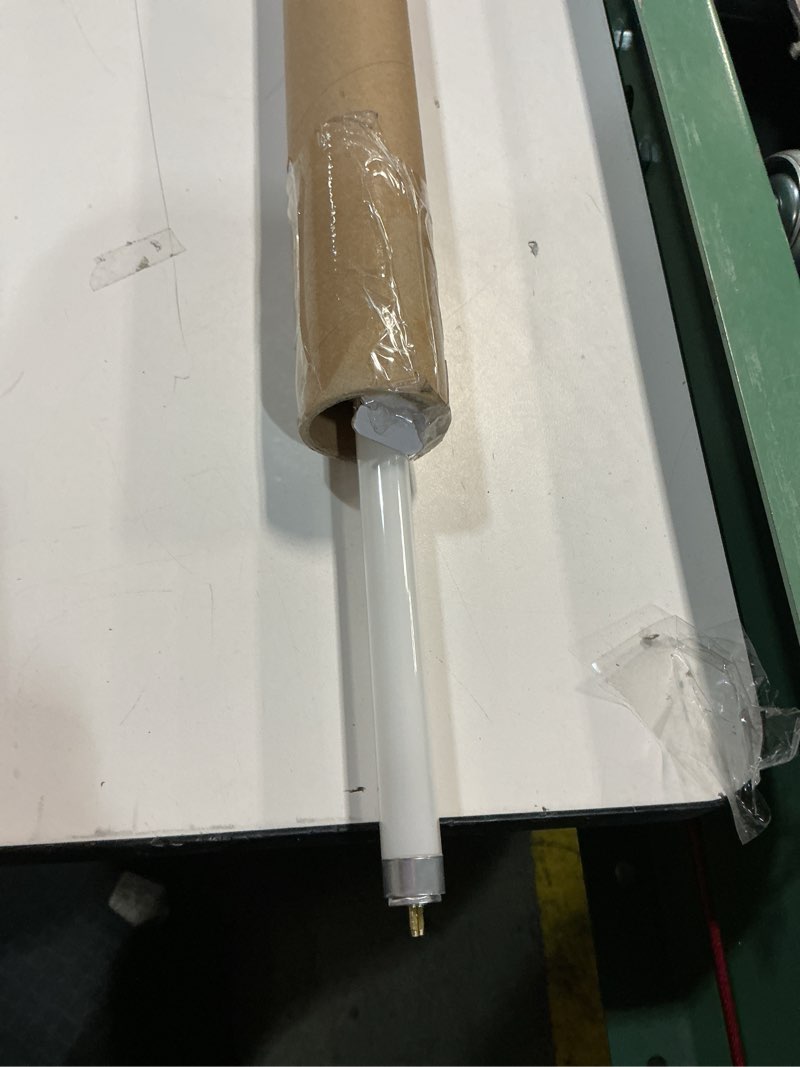 Condition photo showing Good Condition for REPTI ZOO 22" T5 HO 5.0 UVB Bulb Fluorescent Lamp 24W 24 Watts