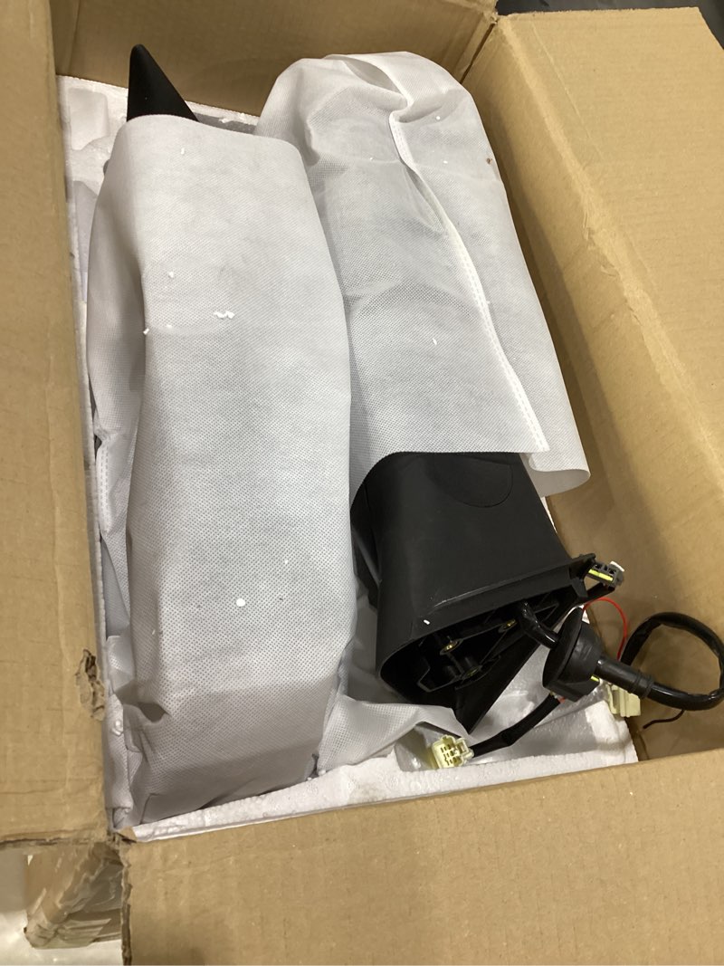 Condition photo showing Good Condition for supdm towing mirrors compatible for 94-01 dodge ram 1500, 94-02 ram 2500 3500 truck side view mirror with turn signal light power heated black housing set left+right