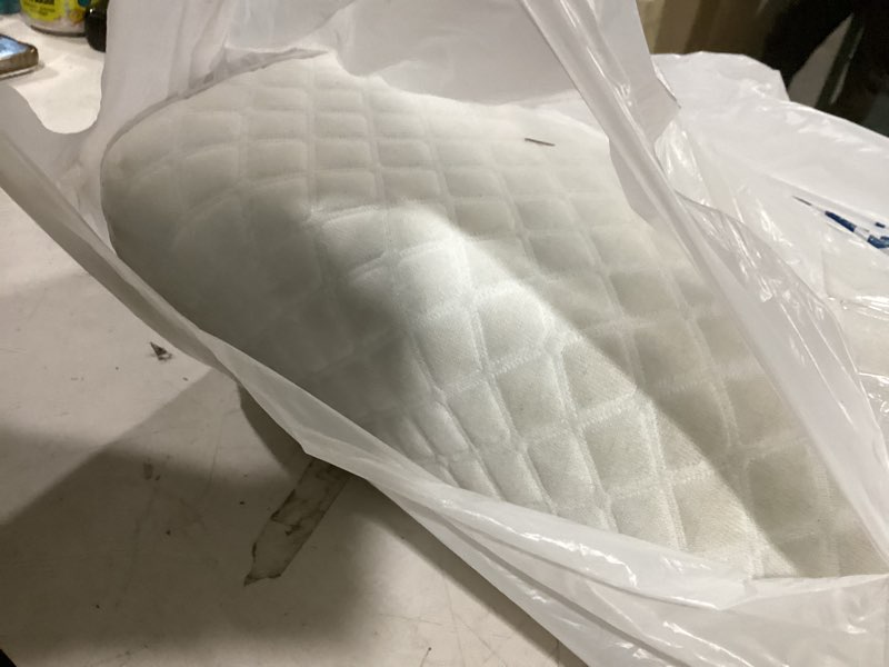 Condition photo showing As Is for sleep innovations memory foam contour pillow, queen size, head, neck, and shoulder alignment, side and back sleepers, medium support queen contour pillow