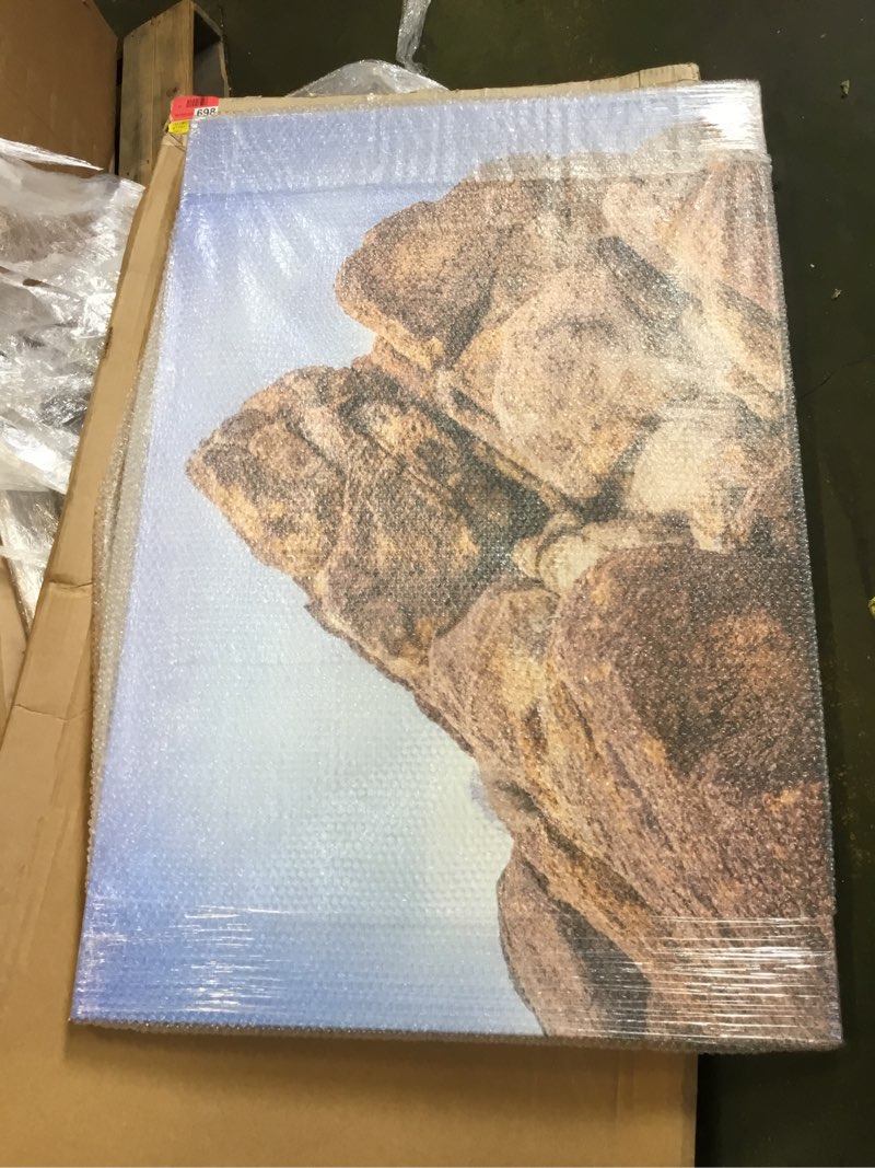 https://lotting-media.assets.bidfta.com/lotting_b0183bc9-11f3-4335-a61a-7a144f1182c7