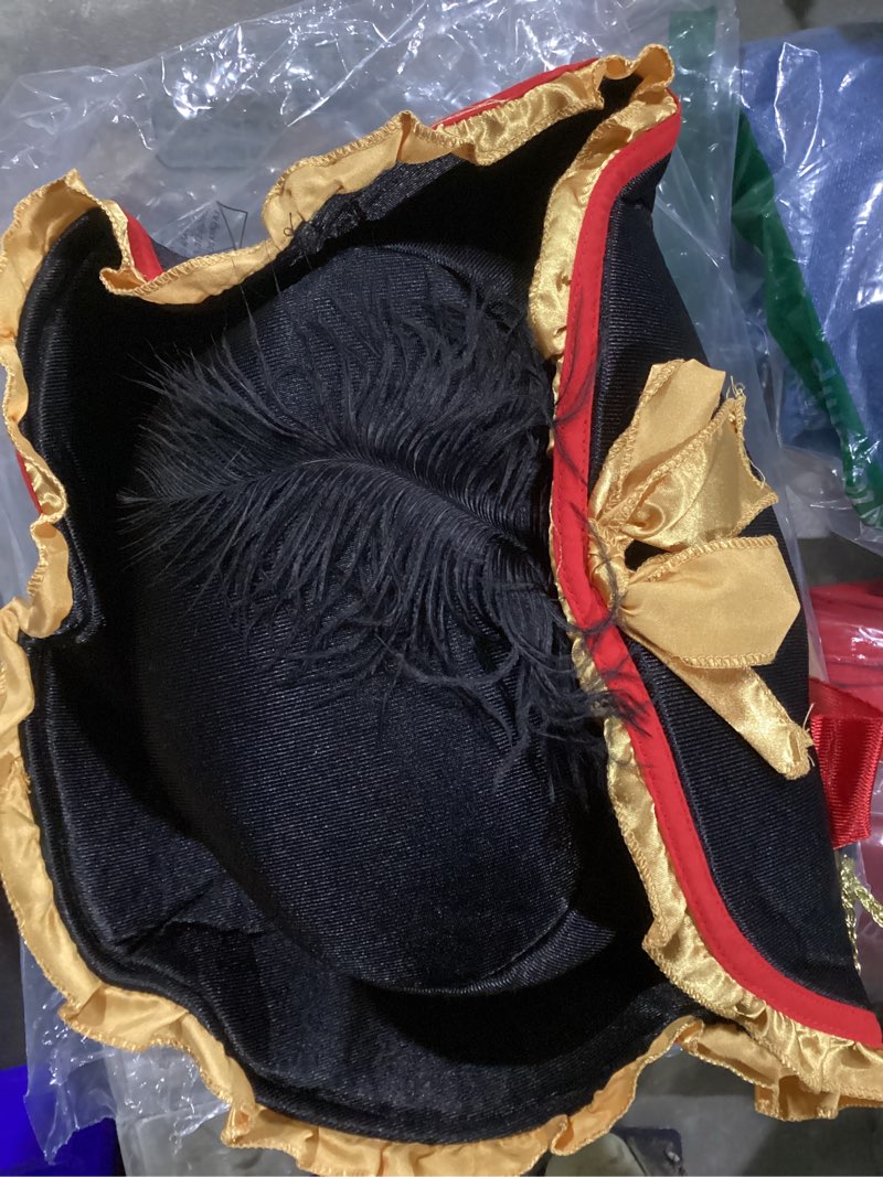 Condition photo showing Good Condition for sexy spanish pirate costume small red