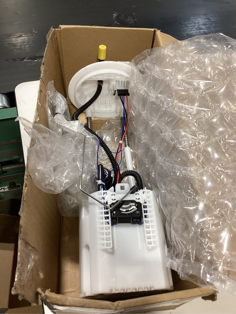 Condition photo showing Good Condition for electric fuel pump assembly