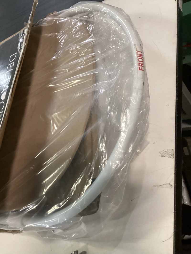 Condition photo showing Good Condition for Delta Children Curve Bassinet, White/Grey