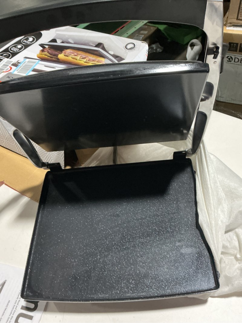 Condition photo showing Good Condition for imusa 12”x 10” inches stainless steel panini press sandwich maker with ceramic nonstick plates