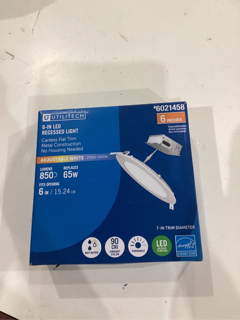 utilitech white 6-in 850 -lumens switchable white round dimmable led canless wet rated
