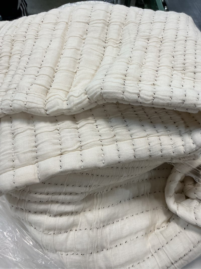 Condition photo showing Good Condition for organic cotton channel stitch coverlet set, full/queen, undyed