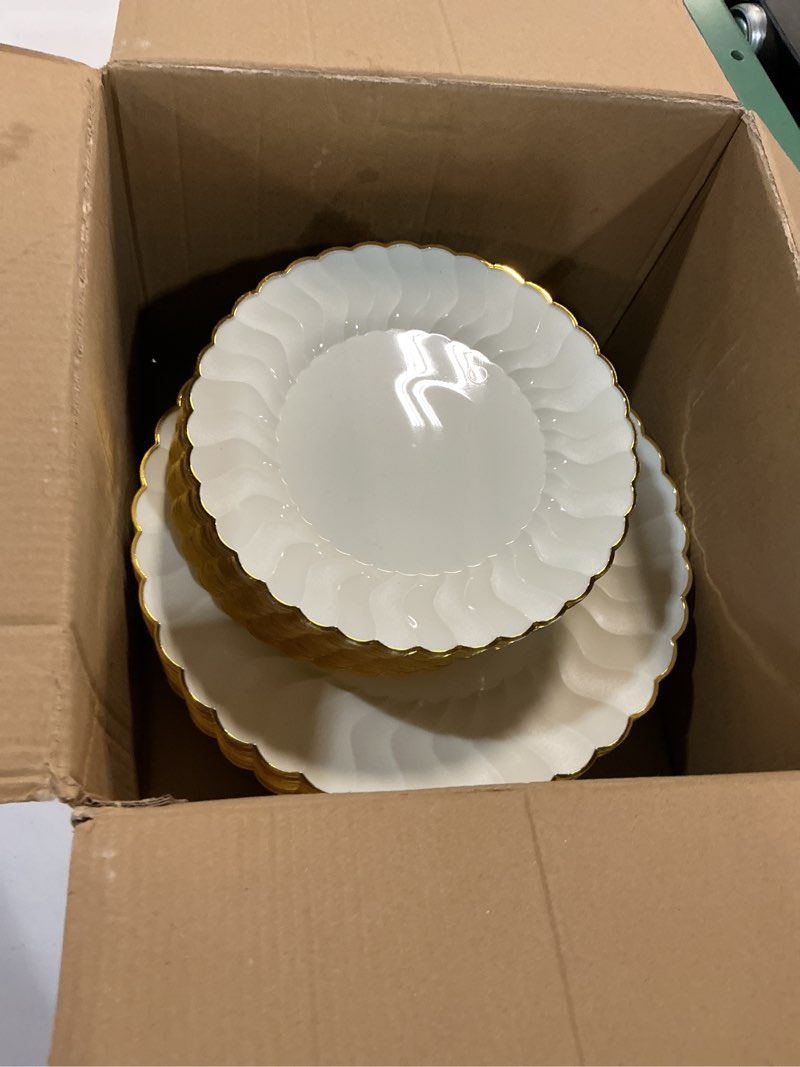 Condition photo showing Good Condition for Lullaby 96PCS Ivory Scalloped Plastic Plates with Gold Rim, Disposable Elegant Plates Include 48pcs Dinner Plate 10.25", 48pcs Dessert Plate 7.5", Perfect for Daily Use, Wedding and Party Ivory-96pcs