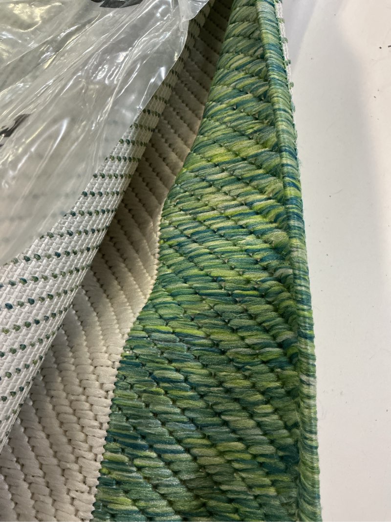 Condition photo showing Good Condition for jonathan y two-tone wide stripe indoor outdoor area rug 4x6 green/cream, negril for backyard, patio, porch, easy-cleaning, high traffic, pet-friendly, non-shedding (smb203d-4) green/cream 4' x 6' (rectangular)