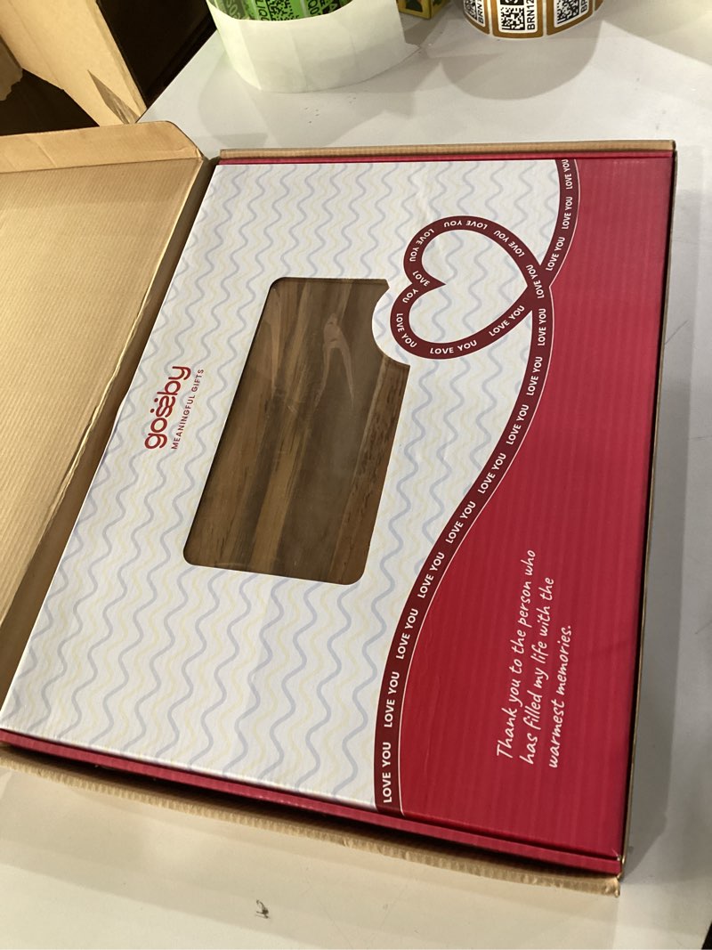 Condition photo showing New/Like New for Gossby Edge-Grain Teak Cutting Board, 20 x 15 x 1.5 in - Premium, Handcrafted in Vietnam, Balanced Design for Home Cooks & Chefs, Easy to Clean, Knife-Friendly Surface, Charcuterie & Serving Board