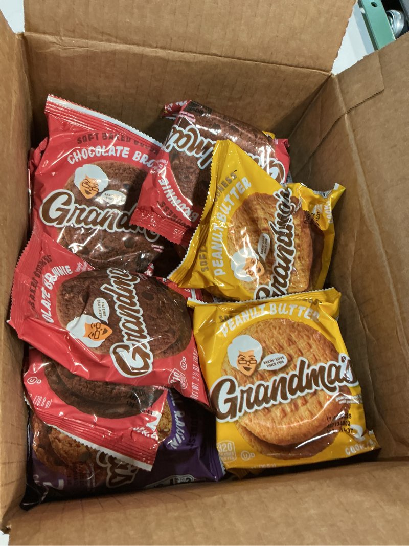 Condition photo showing New/Like New for ((use by/may/20/2026))grandma's cookies variety pack 30 count