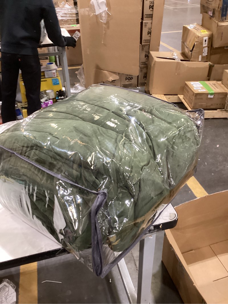 on known size bed sheet