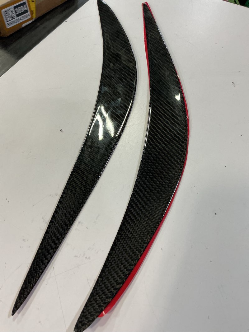 Condition photo showing As Is for 1 pair front headlight eyebrow eyelid trim eye lid cover decoration styling pair stickers for bmw f10 f11 5 series 2010-2016 carbon fiber pattern black eyebrows car exterior accessories