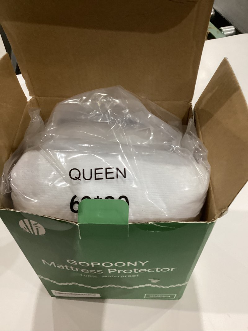 Condition photo showing Good Condition for Premium Waterproof Mattress Protector Queen Size, Breathable Bed Cover 3D Air Fabric Cooling Mattress Pad Cover Smooth Soft Noiseless Washable, 8''-21'' Deep Pocket (White)