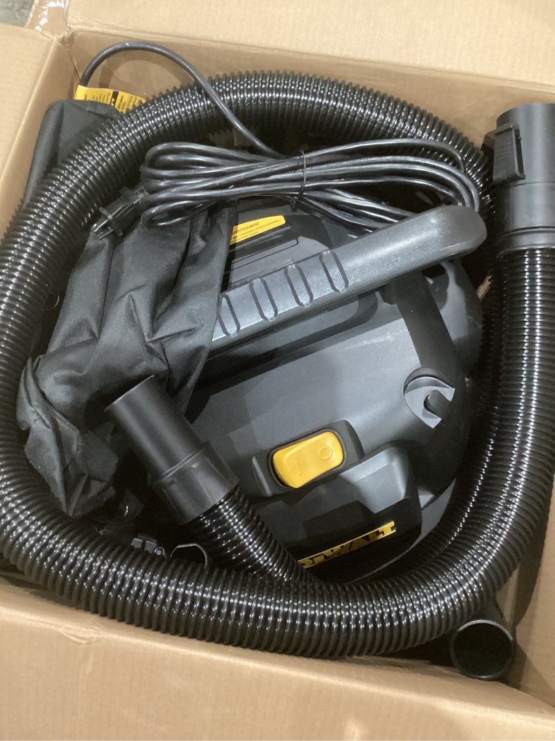 Condition photo showing Good Condition for dewalt dxv10pz 10 gallon 5.5 peak hp poly wet dry vacuum with undetachable blower, yellow
