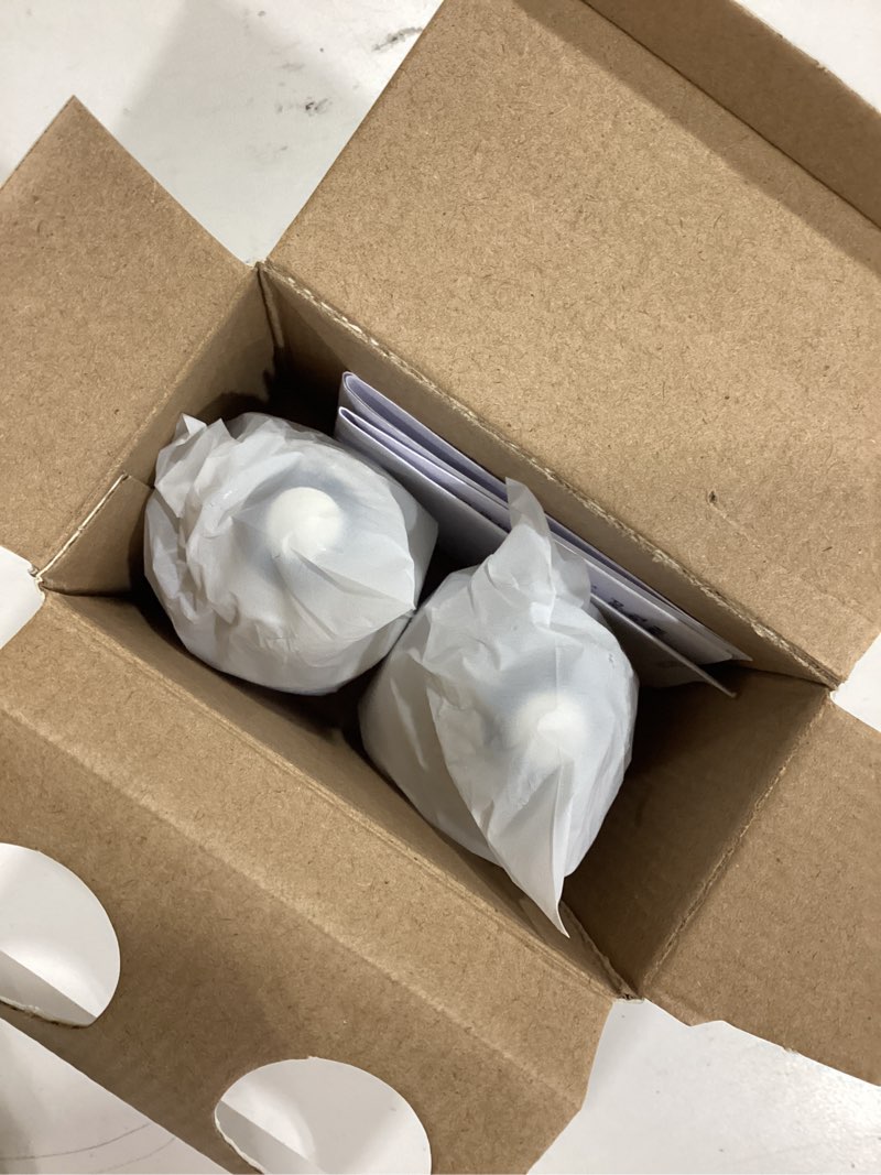 Condition photo showing New/Like New for dewenwils light sensor socket, e26/e27 socket adapter, automatic dusk to dawn, double sensors for porch/wall light fixtures, compatible with incandescent/cfl/led/halogen, 2 pack, white, etl listed