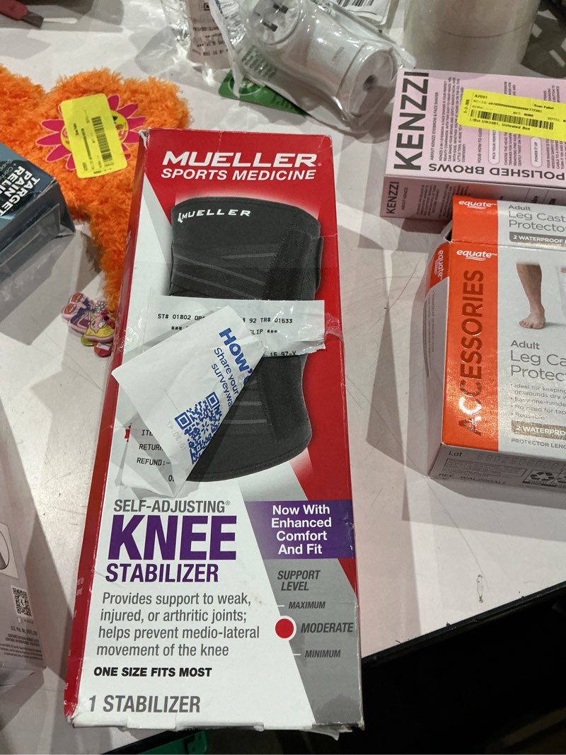 Condition photo showing Good Condition for mueller self adjusting knee stabilizer, black, one size fits most