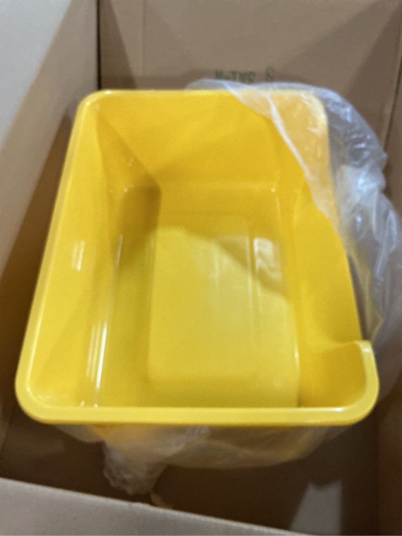 Condition photo showing Good Condition for Cuddpaw Open-Top Large High Sides Cat Litter Box with Low Entrance, Suitable for Small and Elderly C