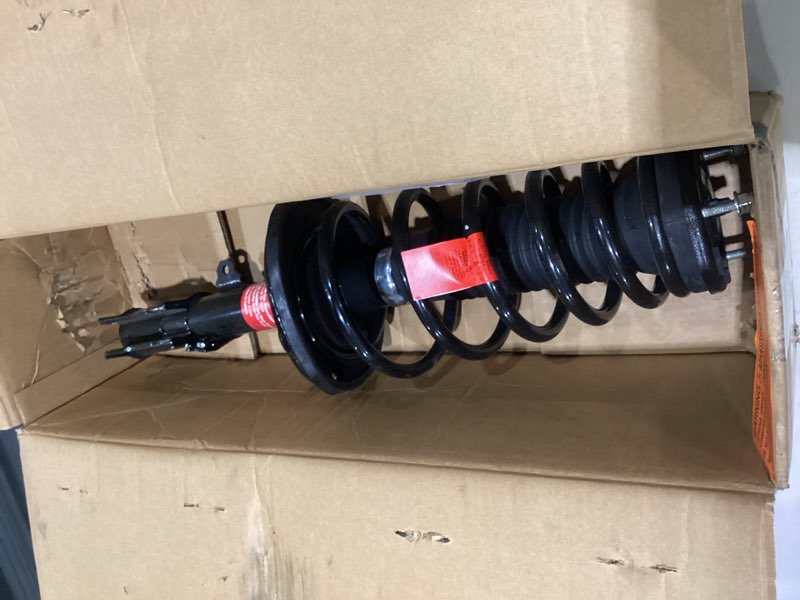 Condition photo showing Good Condition for monroe quick-strut 272384 suspension strut and coil spring assembly for lexus es350