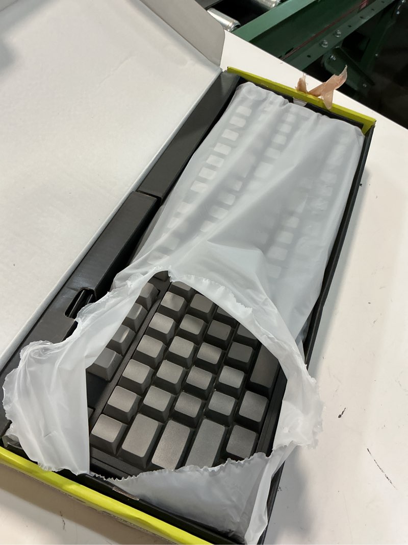 Condition photo showing Good Condition for solakaka ki99 pro 96% wireless mechanical keyboard, rgb gaming keyboard, hot-swappable pre-lubed switches, gasket structure creamy keyboards (gradient-black, non-silent version) gradient-black non-silent version
