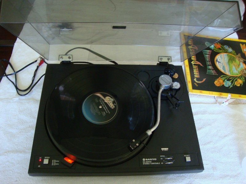 Fisher mt-26 record player 