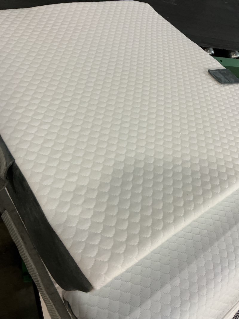 Condition photo showing Good Condition for 3PCS Wedge Pillow Set for After Surgery, Adjustable 9&12 Inch Bed Wedge Pillow for Sleeping, Incline Pillow Wedge for Headboard, Post Surgery, Acid Reflux, Neck&Back Support, White/Grey White/Grey Adjustable 9&12 Inch + 1 Head Pillow