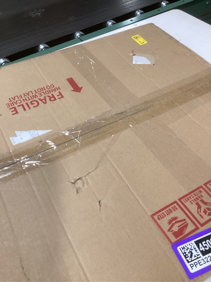 Condition photo showing New/Like New for LaVie Home 22.375x34 Picture Frame Black Puzzle Frame, Display Pictures, Puzzle 22.375x34 Without Mat, Stable Frame and Polished Plexiglass, Horizontal and Vertical Format of The Walls 22.375x34 Black