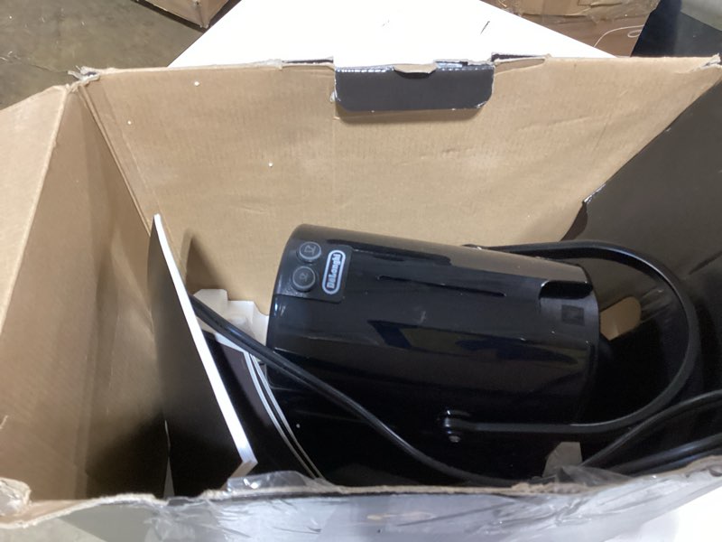 Condition photo showing Good Condition for nespresso inissia espresso machine by de'longhi,24 oz, black machine only black