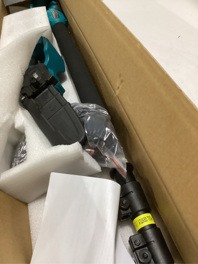 Condition photo showing Good Condition for Seesii 2 in 1 Cordless 8 inch Pole Saw & Mini Chainsaw with 2 Battery, Power Electric Polesaw for Tree Trimming, Chain Saw with Extension Pole, Limb Branch Cutter Pruner PS800 8 inch Green Pole Saw