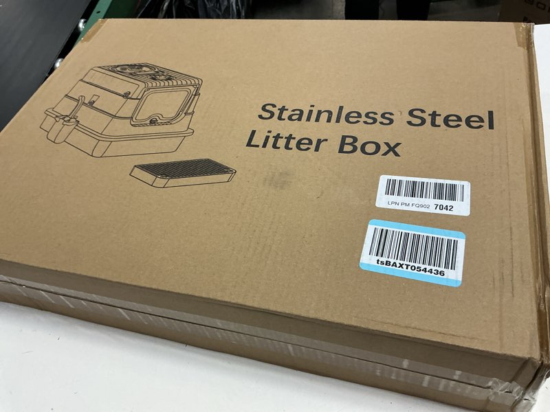 Condition photo showing New/Like New for stainless steel cat litter box with lid, extra large enclosed metal litter pan with high sides, full flip cover litter box for large cat, include scoop & step, leak proof easy clean odor control, grey grey x-large
