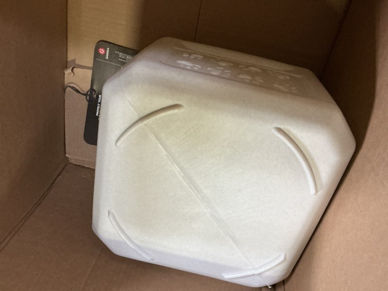 Condition photo showing Good Condition for Gamma2 Vittles Vault Dog Food Storage Container with Airtight Lid, holds up to 10-15 Pounds of Dry Pet Food, Cat Kibble and Bird Feed, BPA Free, Made in USA