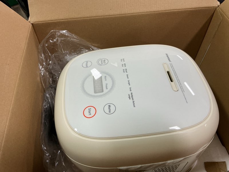 Condition photo showing Good Condition for Joydeem Stainless Steel Rice Cooker, Uncoated Non-stick 316L Stainless Steel Inner Pot Rice Cookers, 6 Cup Uncooked, 3L/3.2 qt, DFB-D300