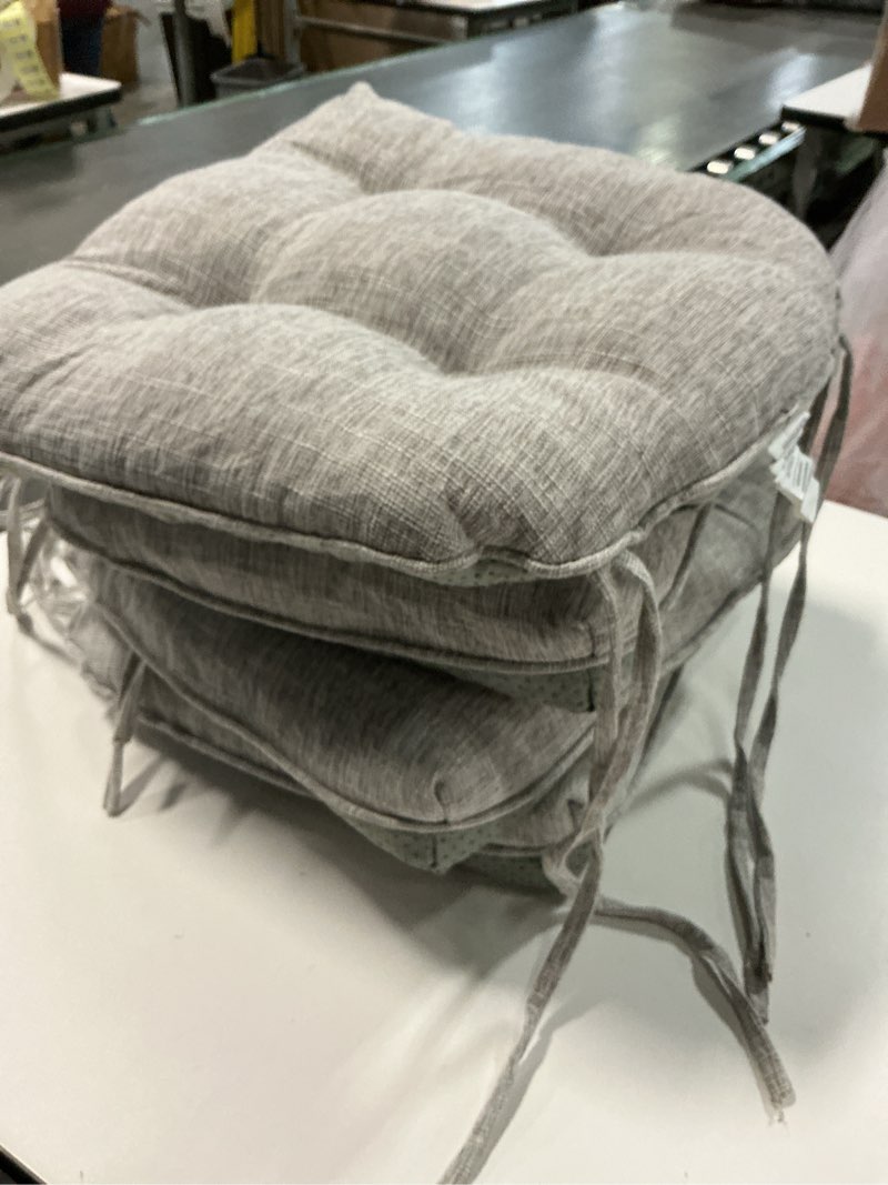 Condition photo showing Good Condition for puredown® Chair Cushions for Dining Chairs, Tufted Memory Foam Chair Pads with Non-Slip Backing, Kitchen Seat Cushions with Ties, Washable Seat Pad Set of 4, 15.5" x 15.5" x 4", Light Grey 01 Light Grey 4 Pack