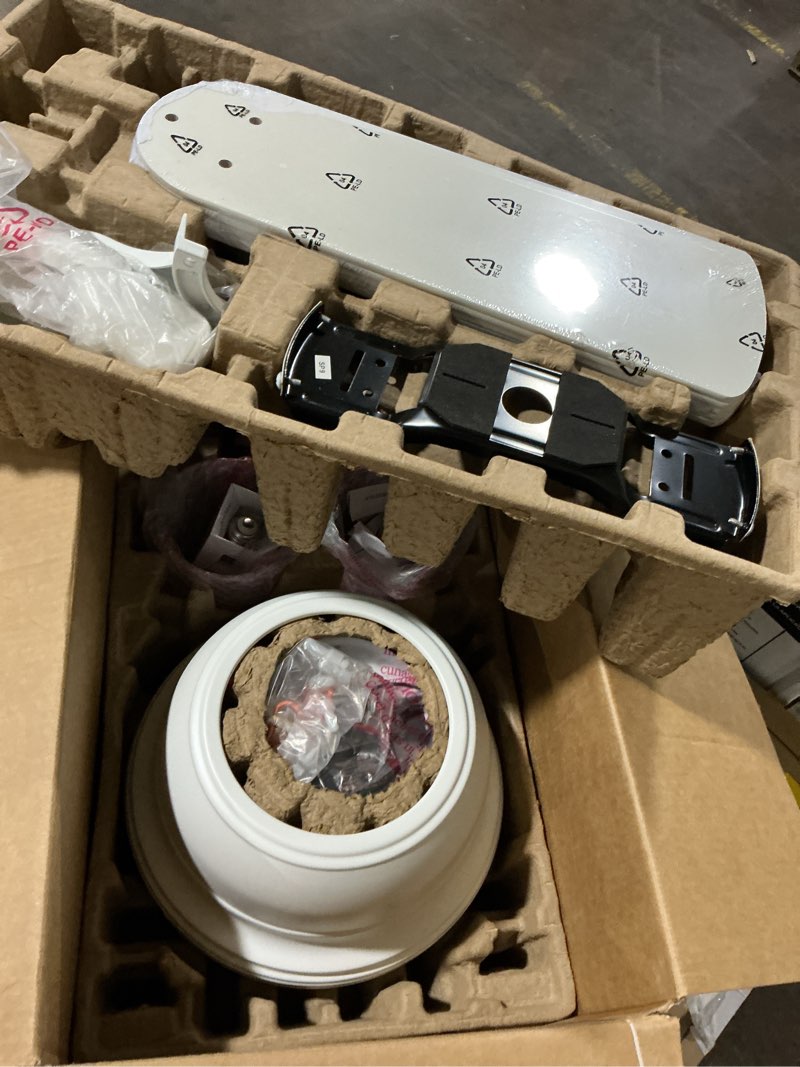Condition photo showing Good Condition for harbor breeze centreville 42-in white led indoor flush mount ceiling fan with light (5-blade)