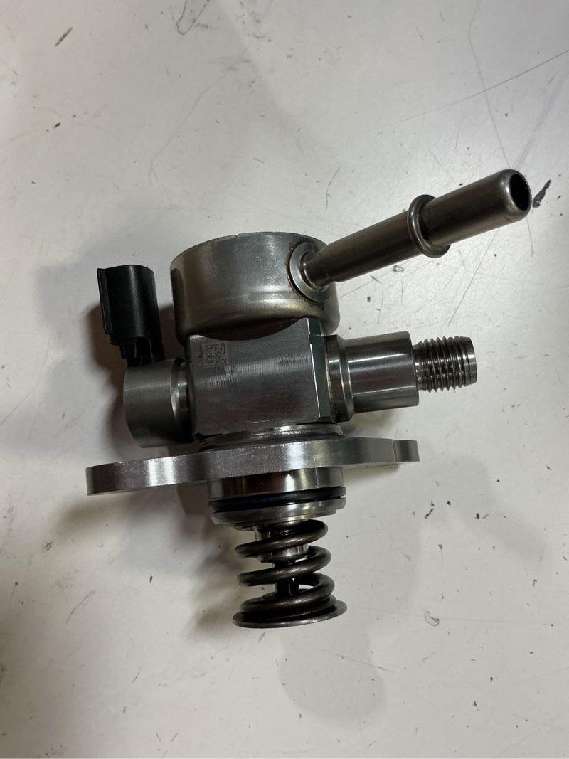 Condition photo showing As Is for 2016-2020 high pressure fuel pump compatible for buick encore 2016-2019,for chevrolet cruze equinox malibu 2016-2020, for gmc terrain 2018-2020 1.4l 1.5l l4, replace 12649461 12673450