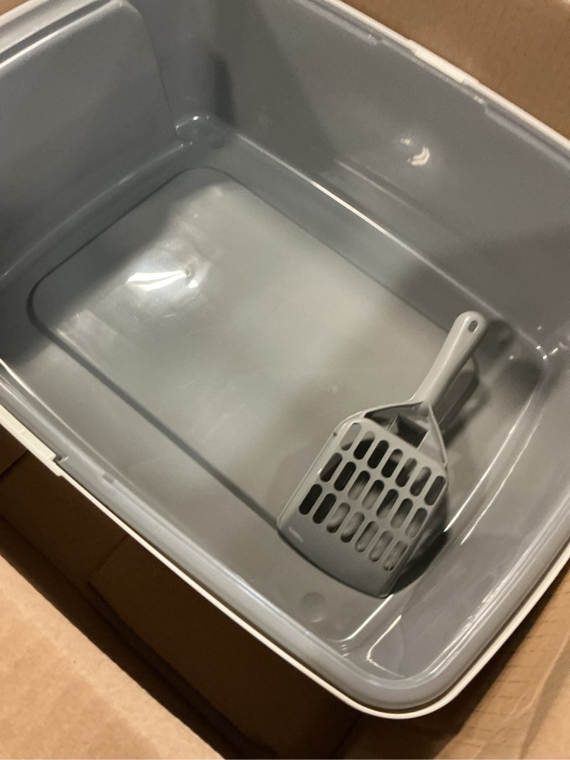 Condition photo showing Good Condition for amazon basics large cat litter box with high sides, open top for easy access, includes scoop with storage, 19" x 15" x 11.75", grey/beige grey/beige open top